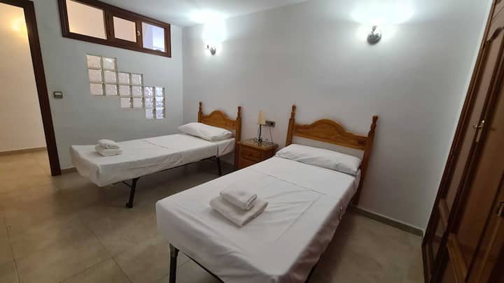 Dhomë gjumi 2