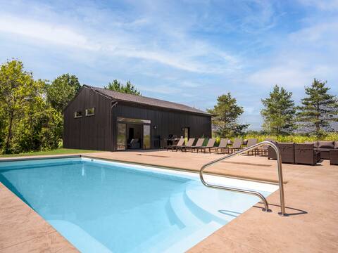 The Cozy Oak, 7 beds 4.5 baths and Heated inground