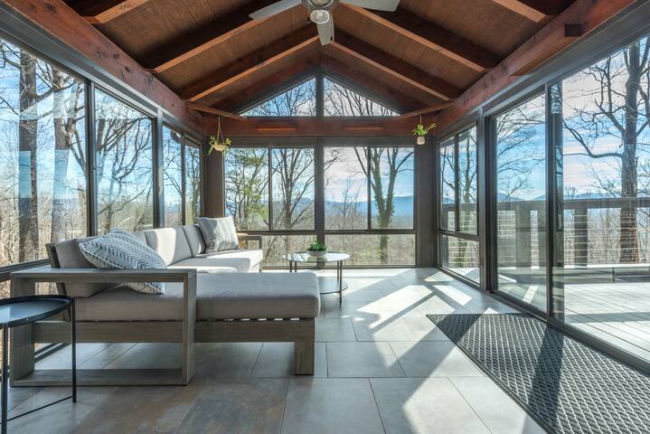 White Pine Retreat | Pet-friendly, Views, Near AVL gallery image 3