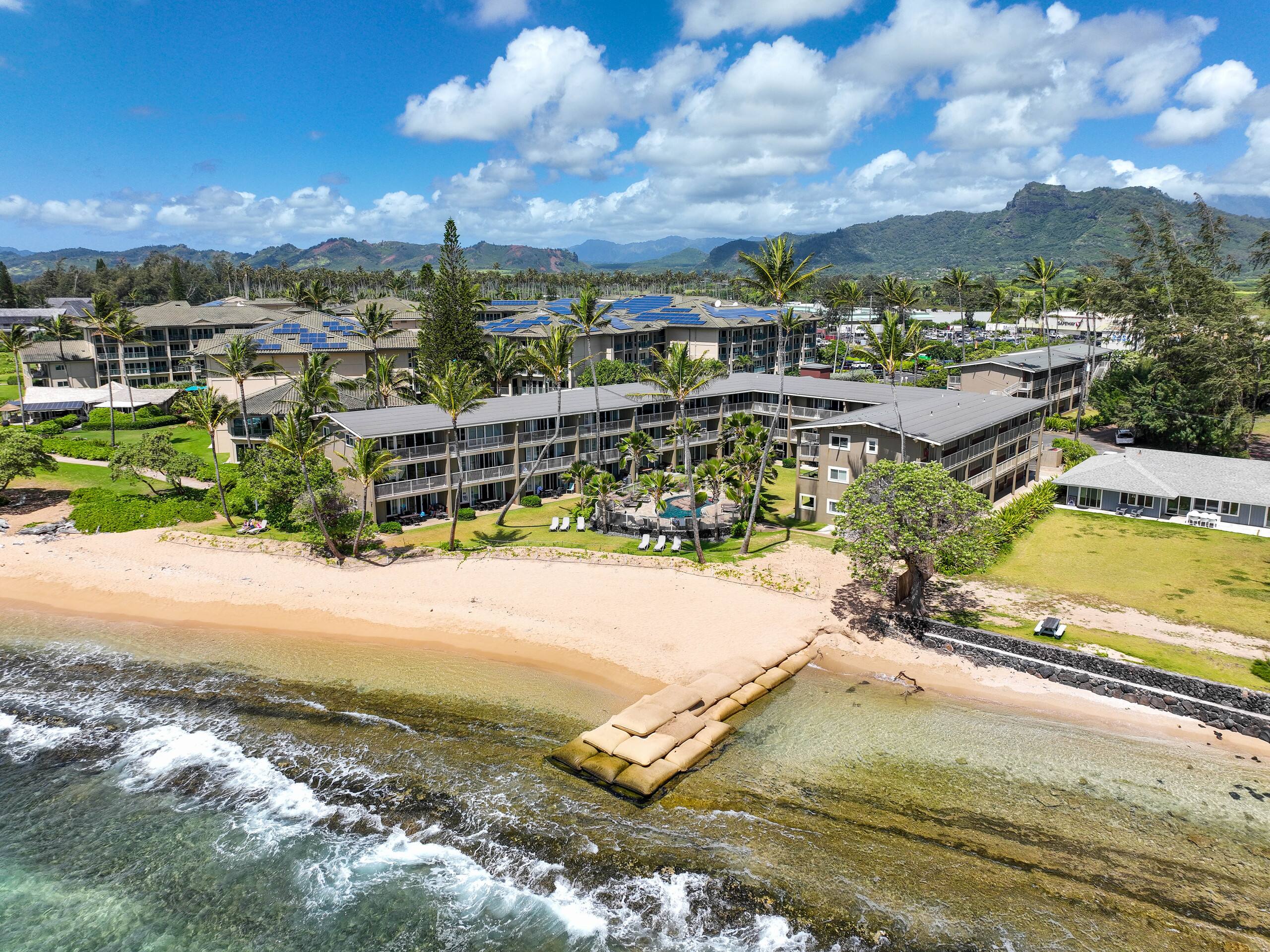 Condo in Kapaa · ★4.53 · 2 bedrooms · 2 beds · 1 shared bath - Image 33