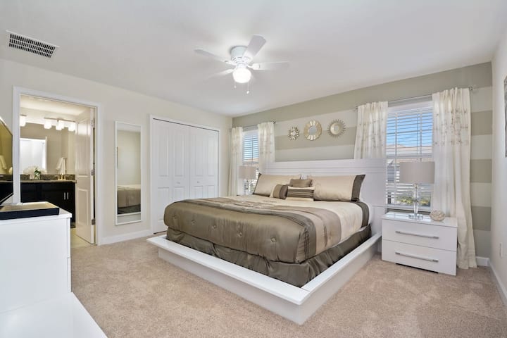 suite principal con cama tamaño king