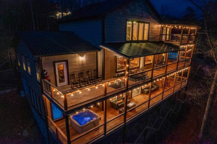Ghosal Luxury Lodging managed Airbnb listing 3