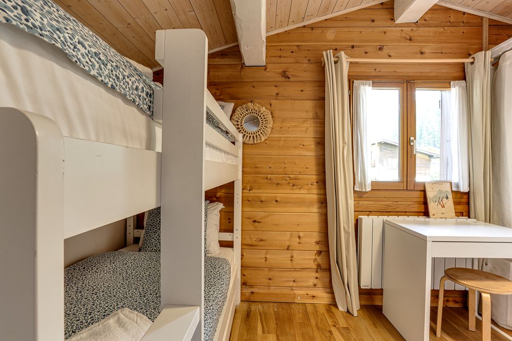 Chumba cha ghorofa, chenye mparaganyo