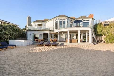 Malibu Dunes by Fieldtrip | Private Beach Backyard