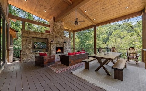 Toccoa Dream Lodge - Luxury on the Toccoa River