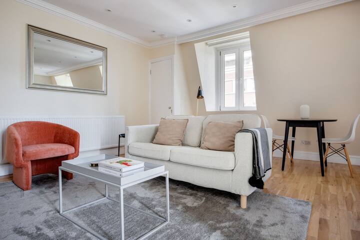 Blueground | South Kensington, nr museums & shops