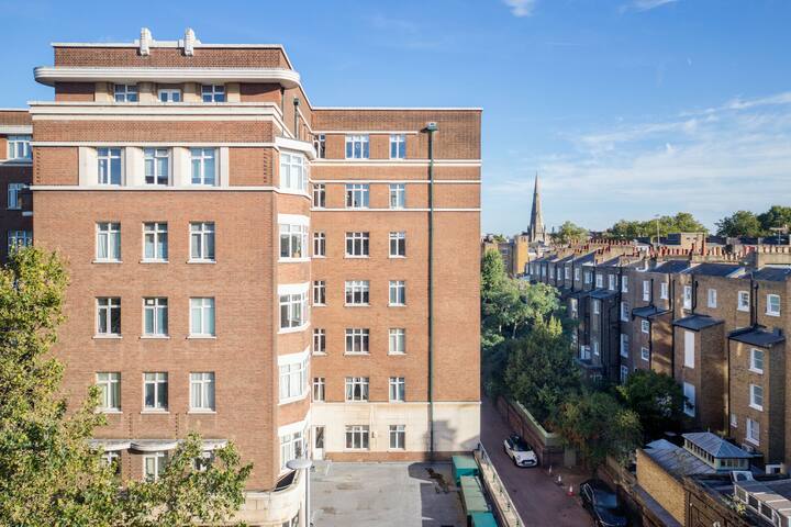 Blueground | South Kensington, nr museums & shops gallery image 5