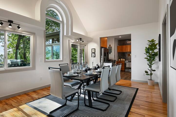 Five Bedroom Gameroom Hot Tub StarLink gallery image 5