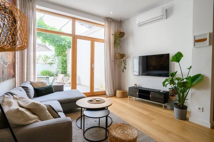 GuestReady – One fantástic city retreat gallery image 5