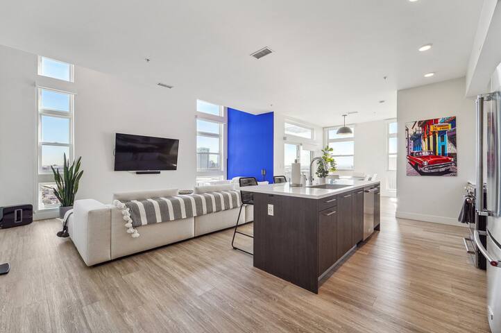 The Penthouse | Espadin LoHi gallery image 4