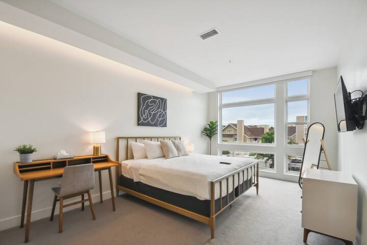 Sleek & Chic Vibes | Espadin LoHi gallery image 3