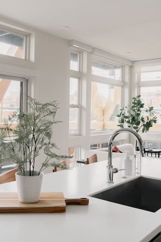 JZ Vacation Rentals managed Airbnb listing 1