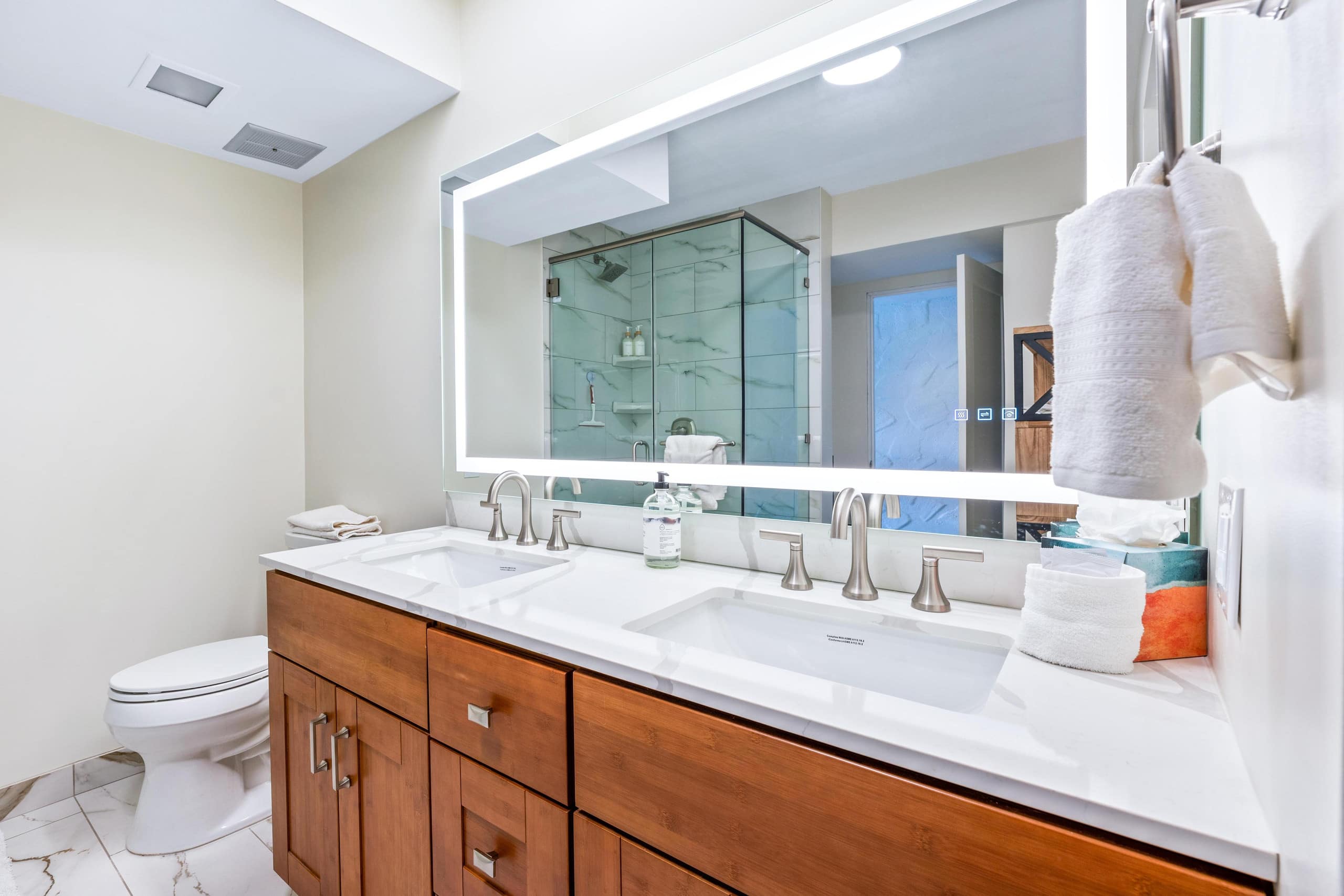 Condo in Kailua-Kona · ★4.75 · 1 bedroom · 2 beds · 1 shared bath - Image 11