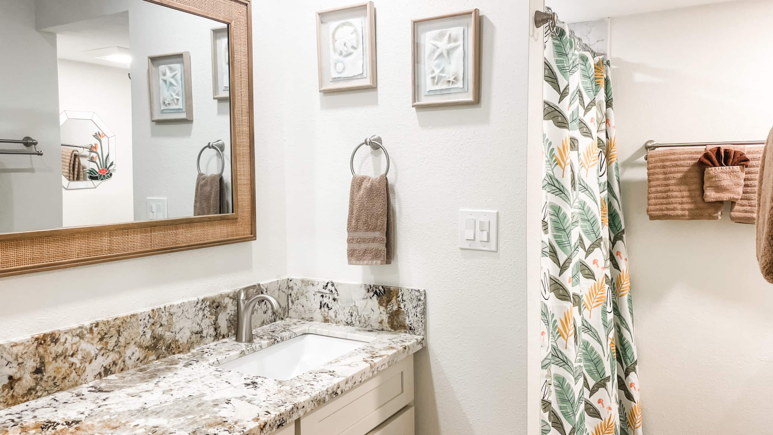 Home in Kihei · ★4.92 · Studio · 1 bed · 1 private bath - Image 11