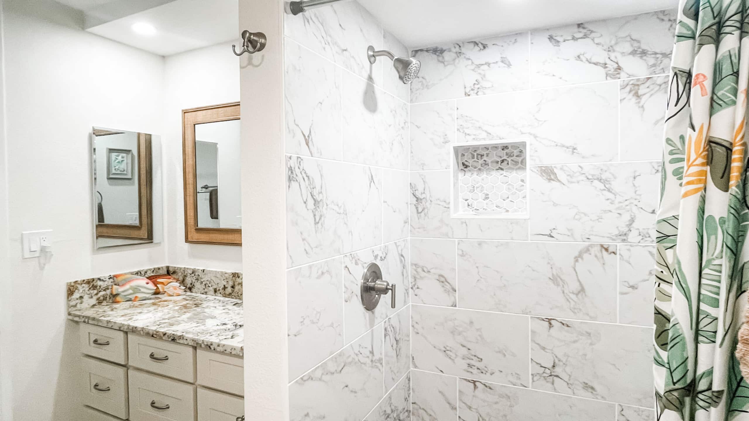 Home in Kihei · ★4.92 · Studio · 1 bed · 1 private bath - Image 10