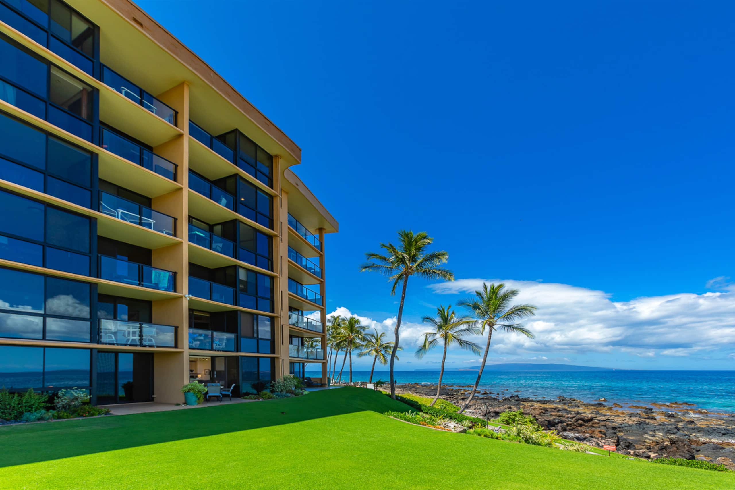 Condo in Kihei · ★4.71 · 1 bedroom · 2 beds · 1.5 baths - Image 30