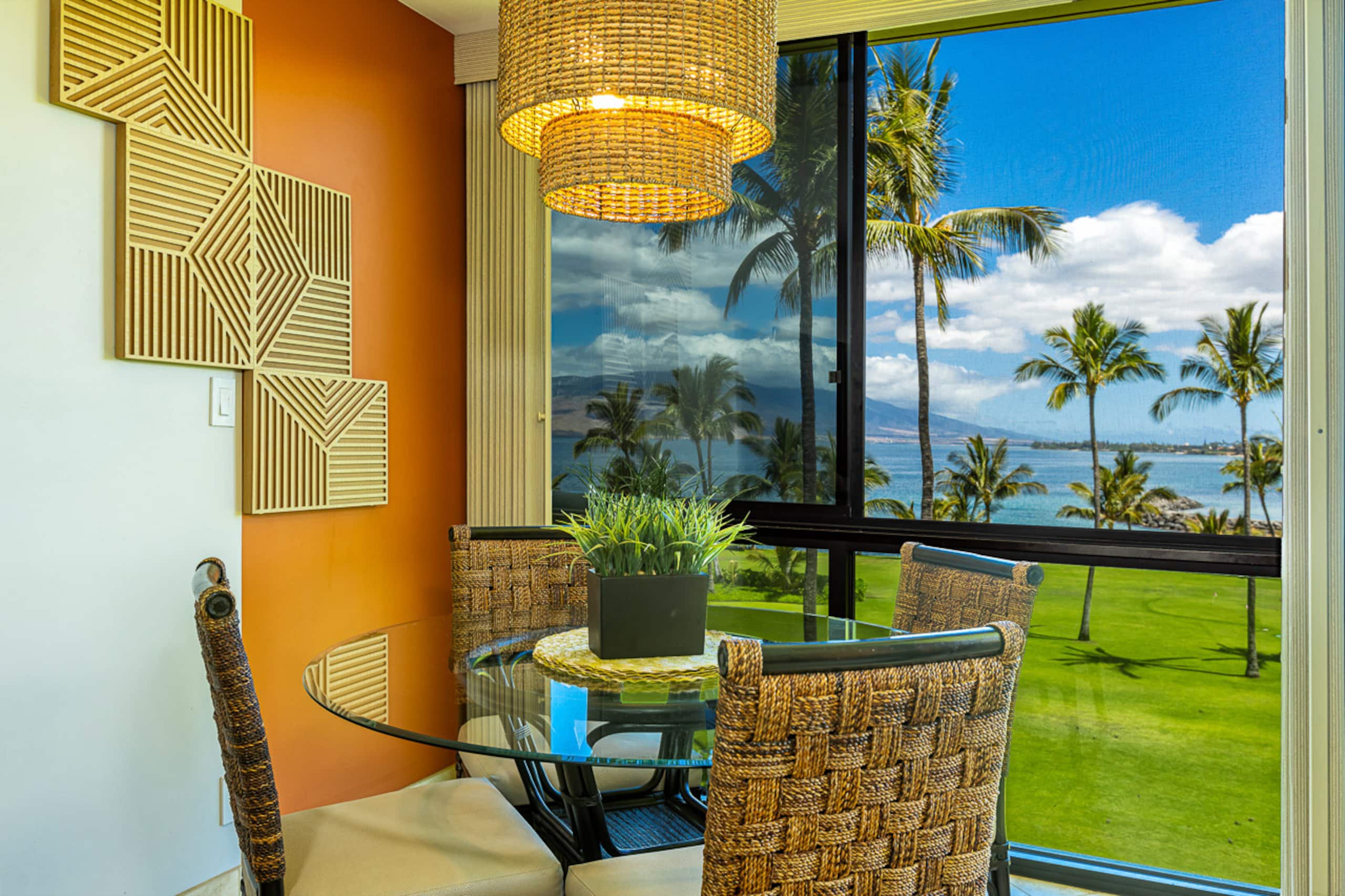 Condo in Kihei · ★4.71 · 1 bedroom · 2 beds · 1.5 baths - Image 18