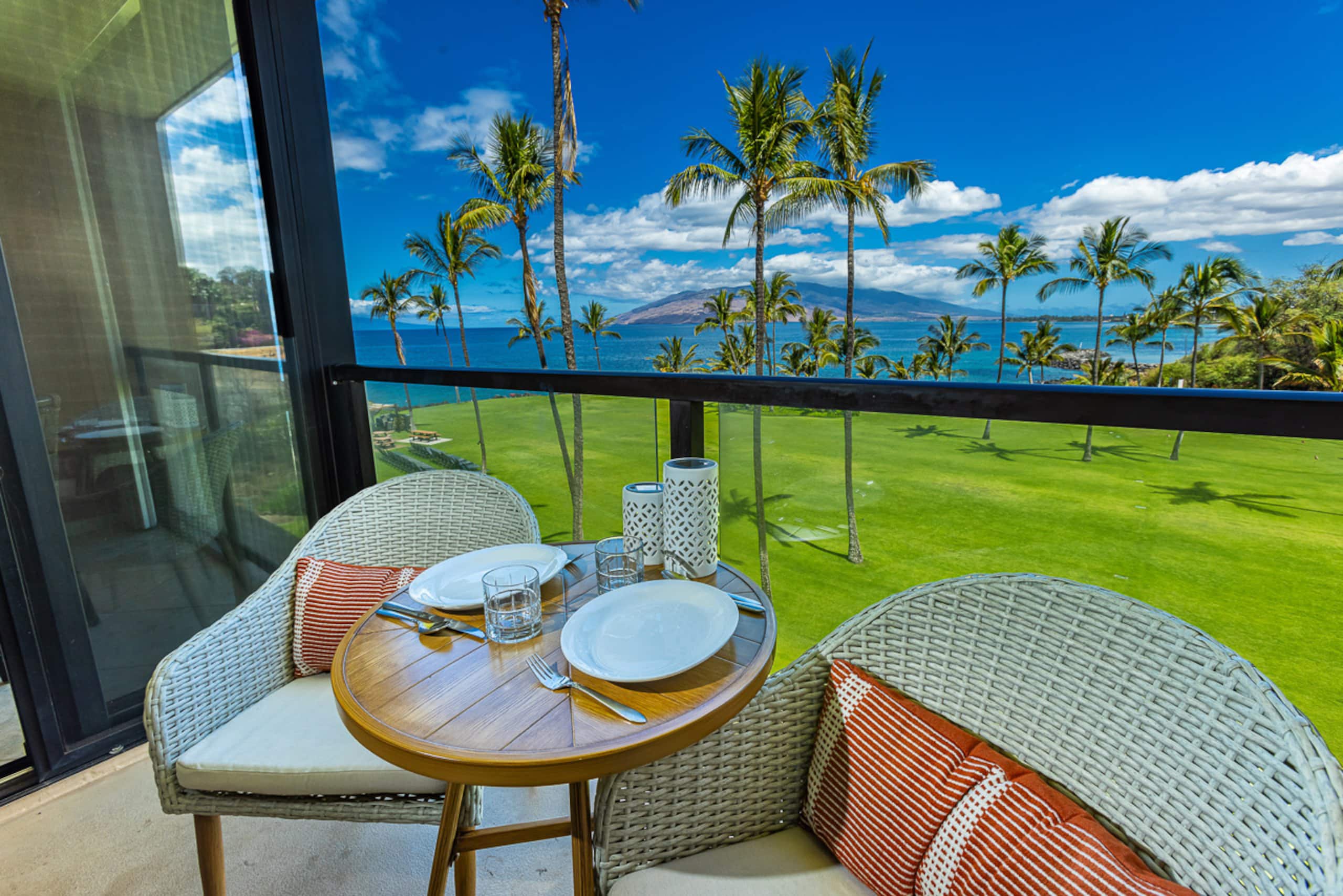 Condo in Kihei · ★4.71 · 1 bedroom · 2 beds · 1.5 baths - Image 1