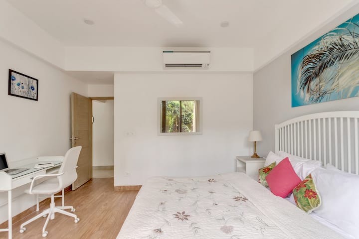 Bedroom 1 image 1