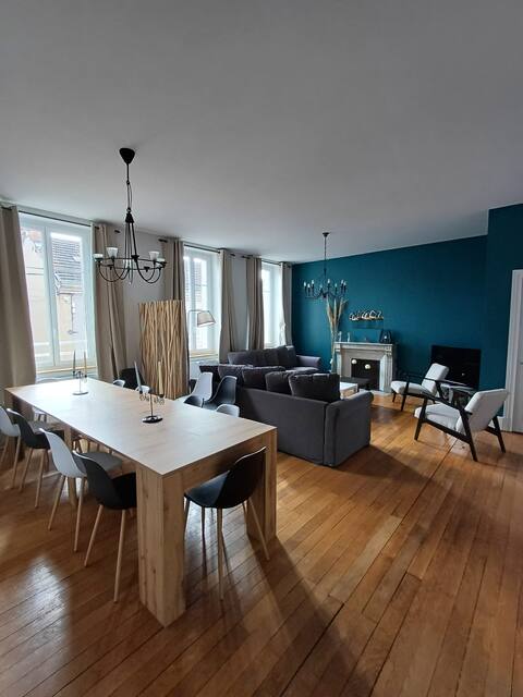 Big Townhouse in Paray le Monial for 25 people