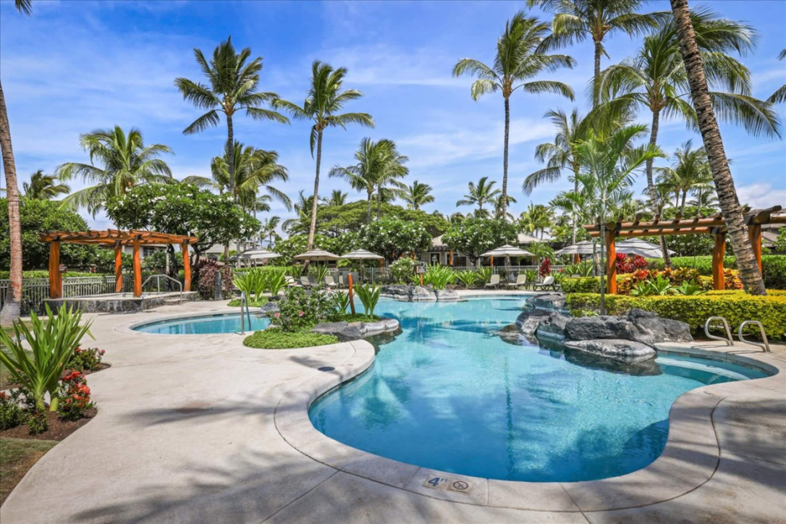 Golf Course Villa w/ Beach Access & Luxury - Photo 3