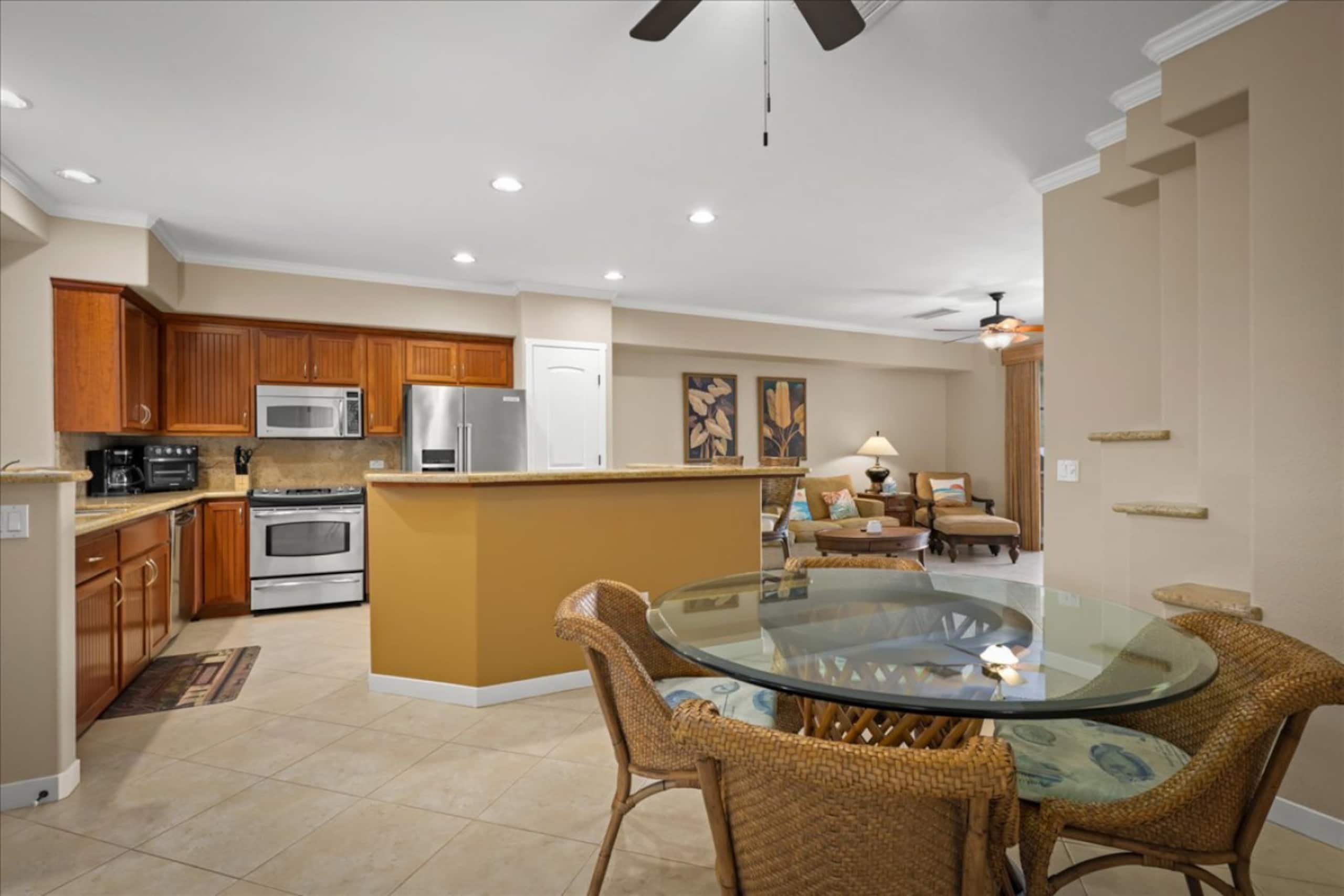 Golf Course Villa w/ Beach Access & Luxury - Photo 17