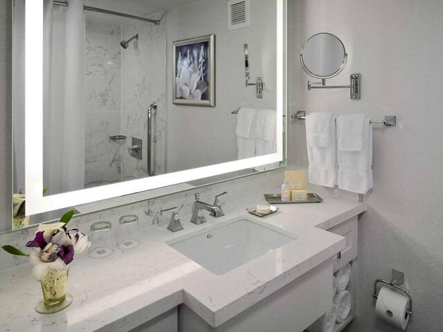 2 Pet-Friendly Units in French Quarter! gallery image 5