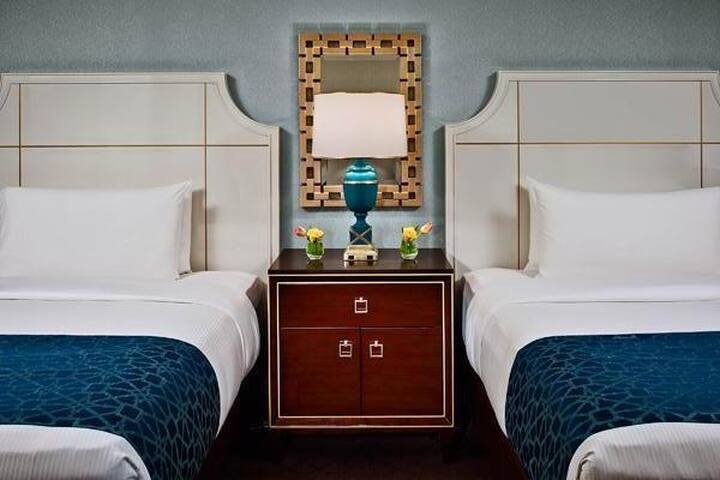 French Quarter’s Hidden Gem! 4 Modern Units gallery image 4