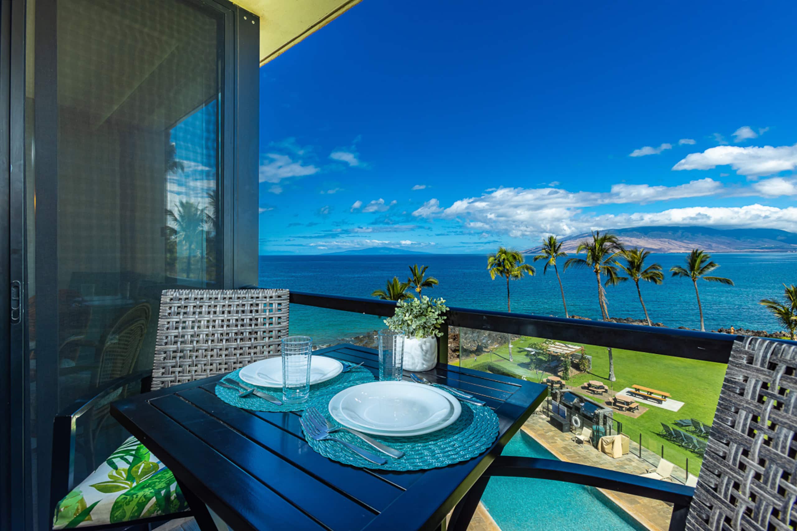 Condo in Kihei · ★4.94 · 1 bedroom · 2 beds · 1 bath - Image 10