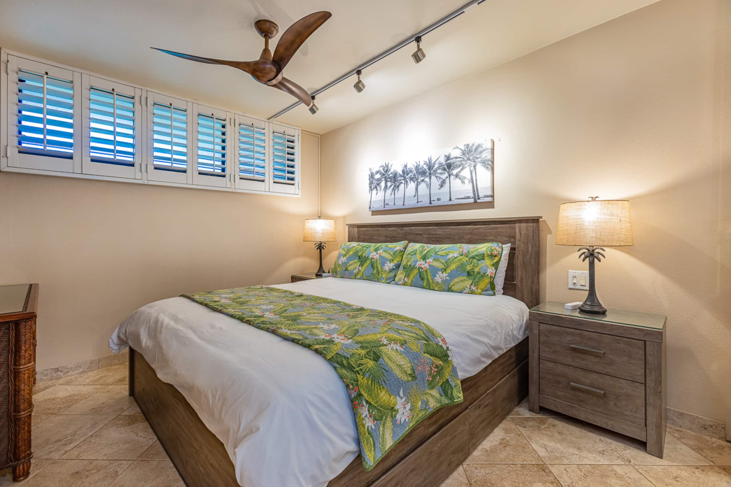 Condo in Kihei · ★4.94 · 1 bedroom · 2 beds · 1 bath - Image 4