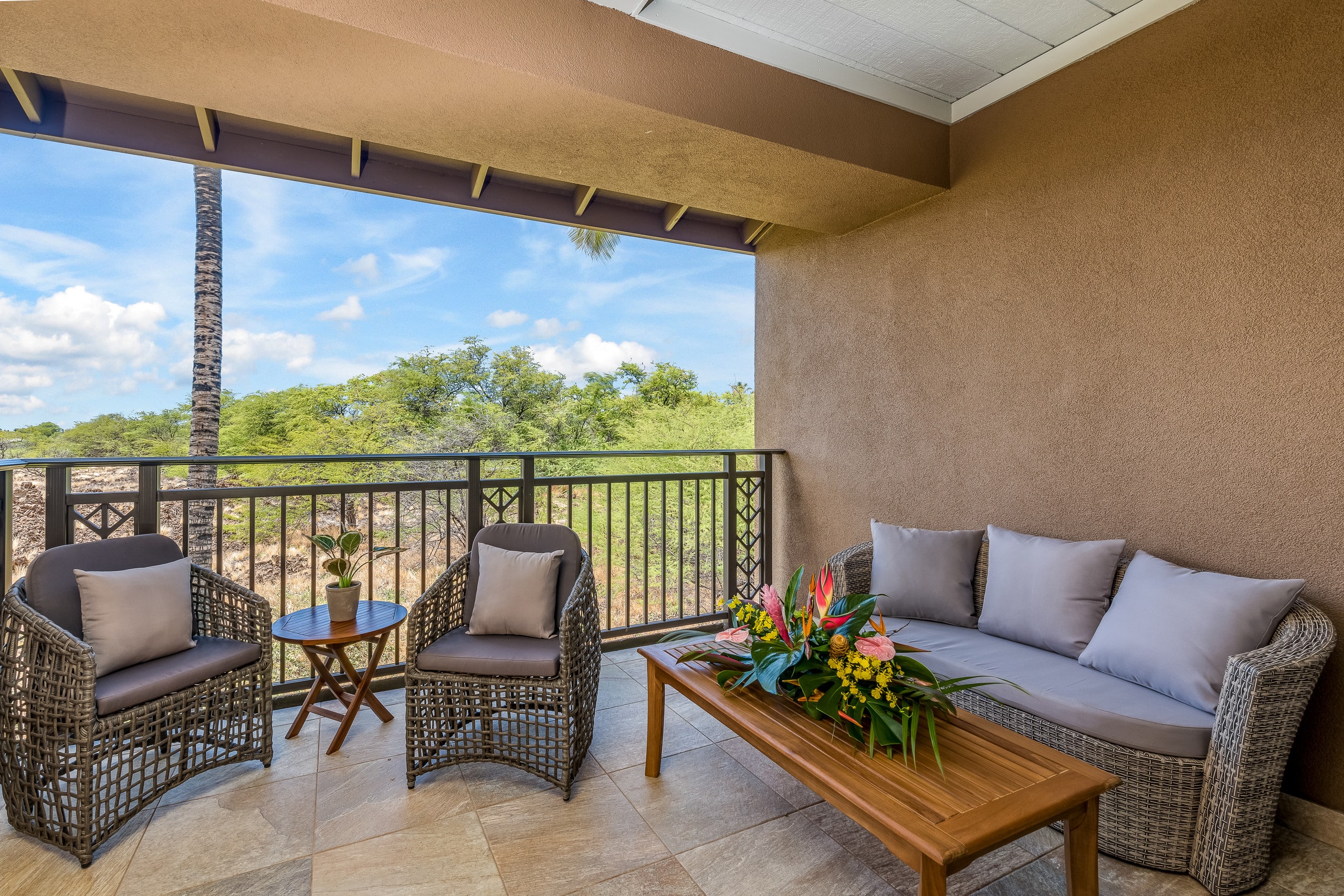 Townhouse in Waimea · ★4.96 · 2 bedrooms · 4 beds · 2.5 baths - Image 2