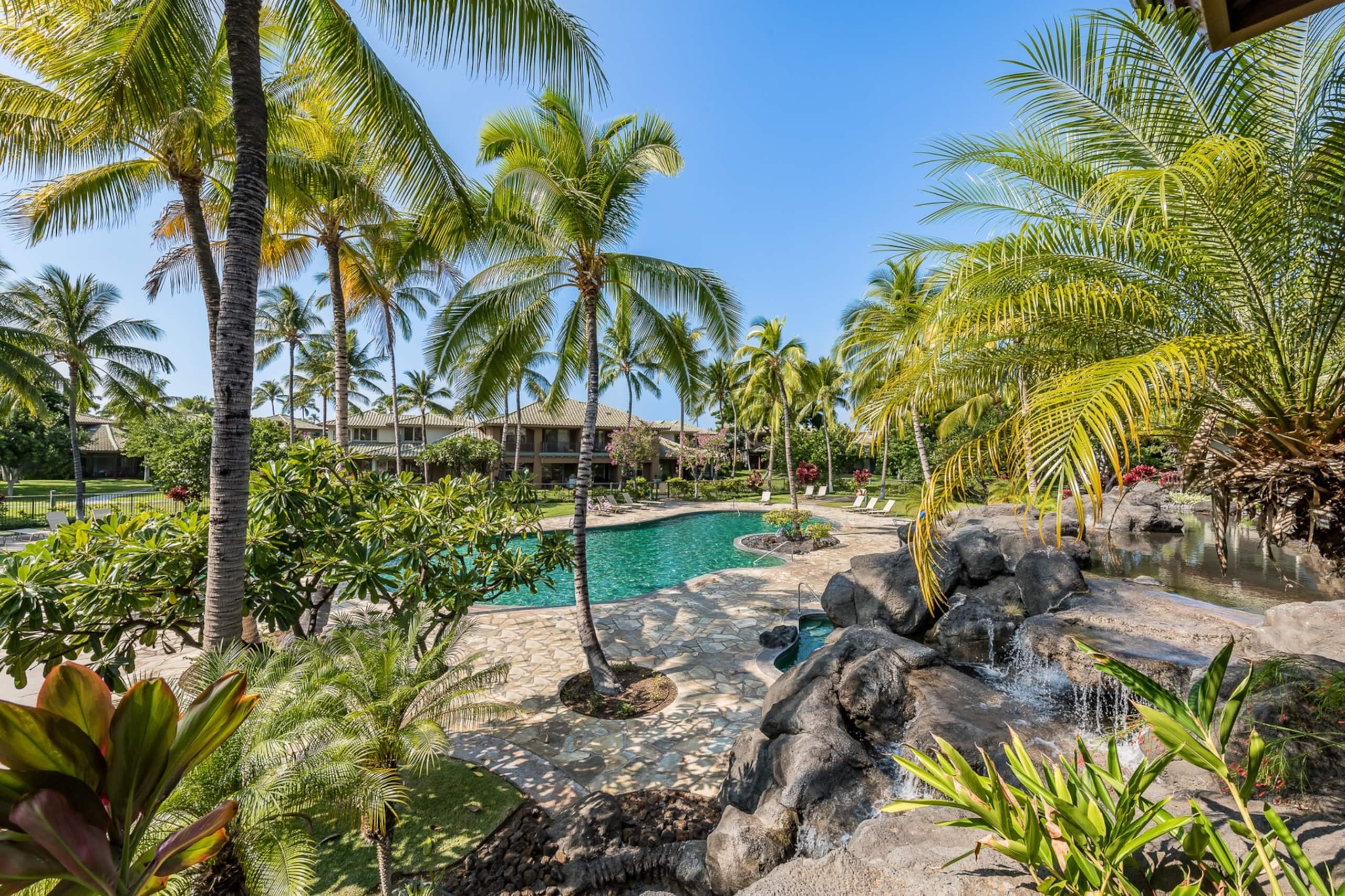 Townhouse in Waimea · ★4.96 · 2 bedrooms · 4 beds · 2.5 baths - Image 1
