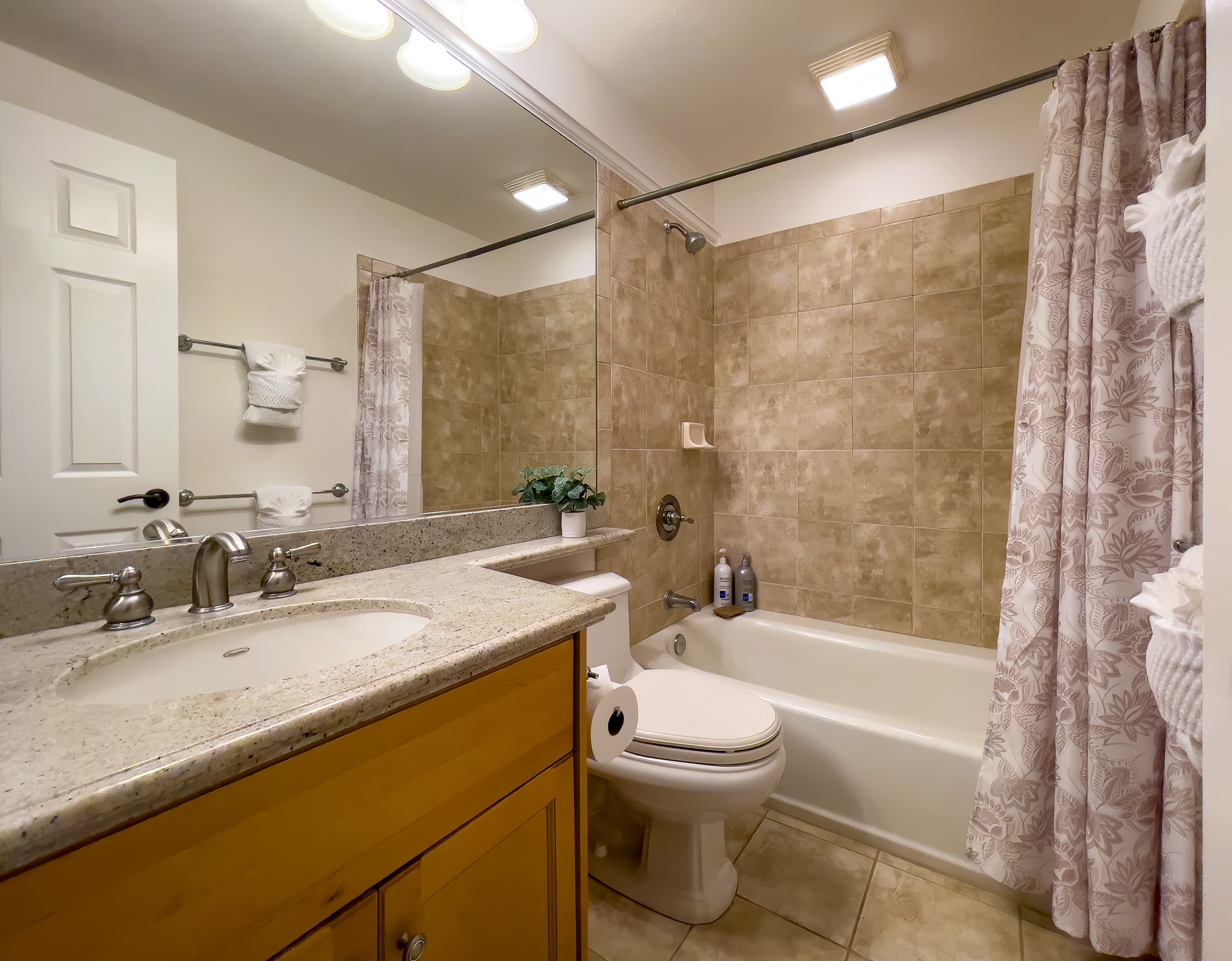 Townhouse in Waimea · ★4.96 · 2 bedrooms · 4 beds · 2.5 baths - Image 33