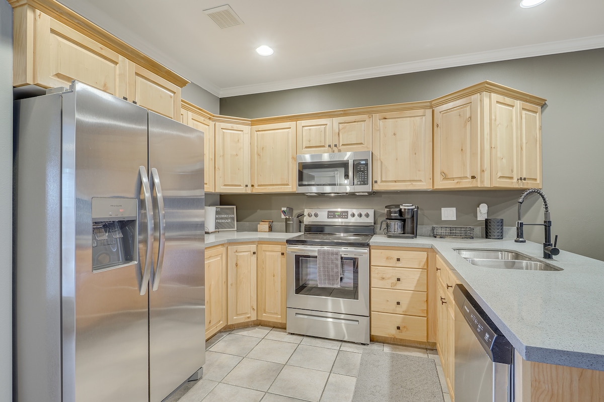 Luxe Midway Condo