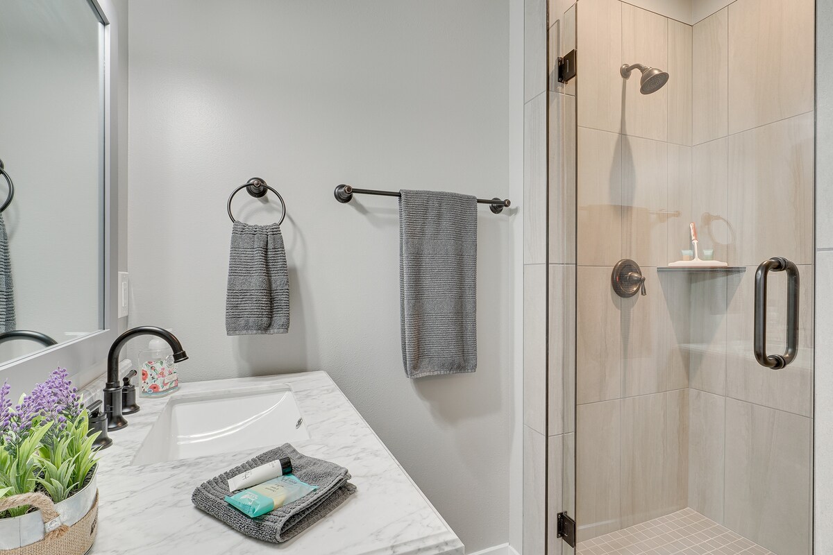 Luxe Midway Condo