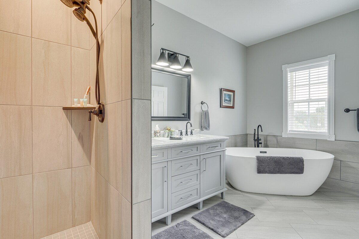 Luxe Midway Condo
