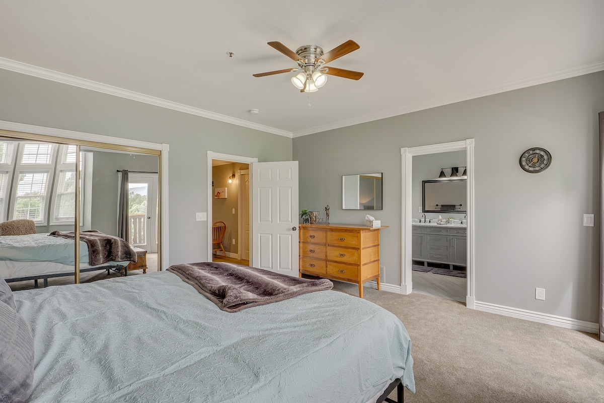 Luxe Midway Condo
