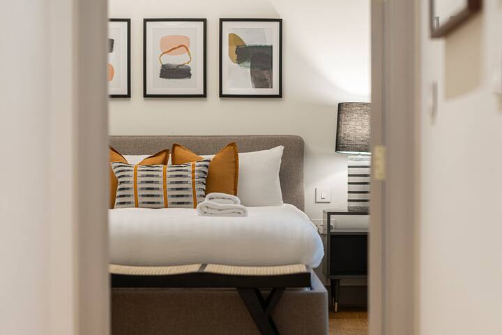 Deluxe apartment near Westminster Abbey gallery image 3