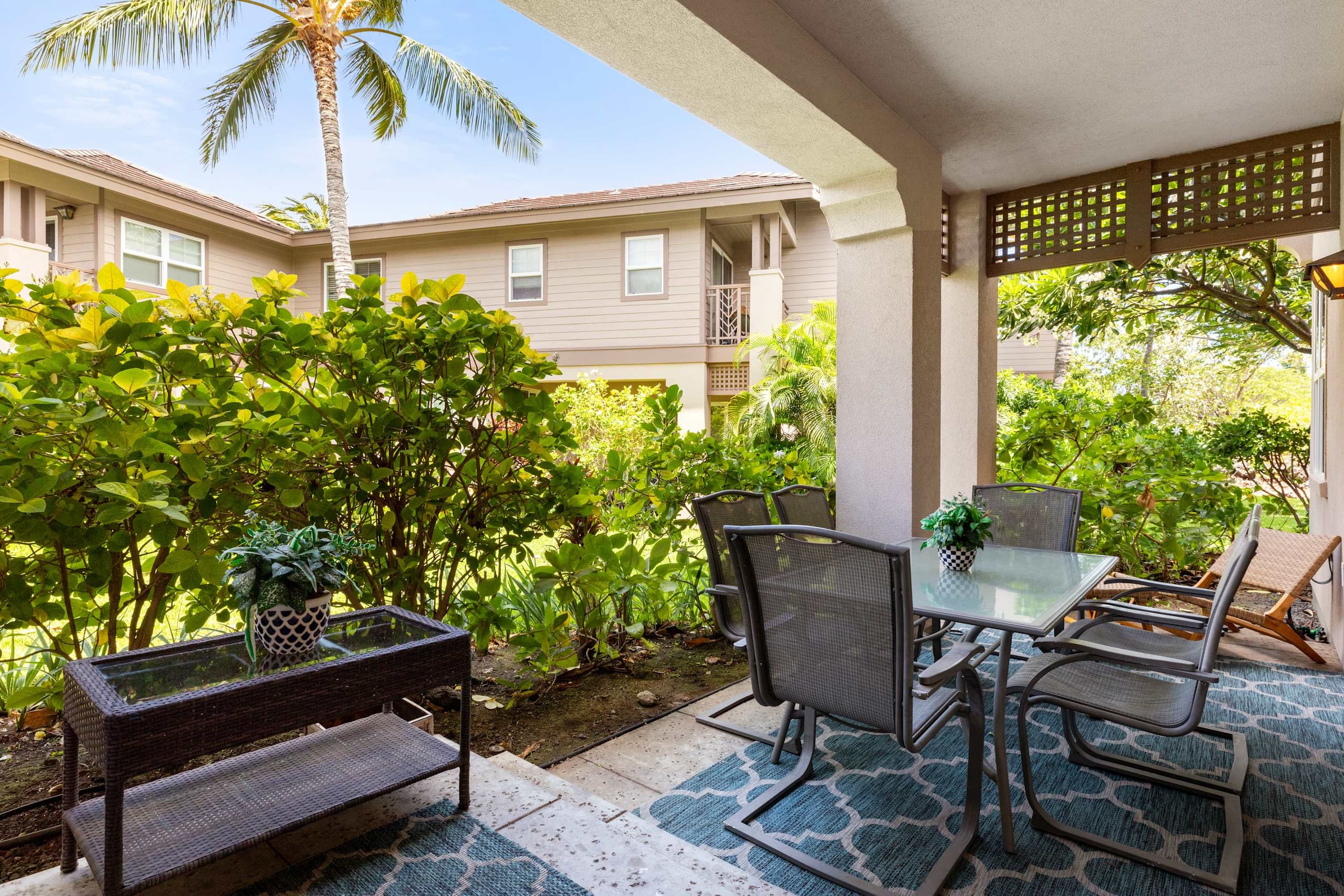 Condo in Waikoloa Village · ★4.72 · 3 bedrooms · 4 beds · 2.5 private baths - Image 2