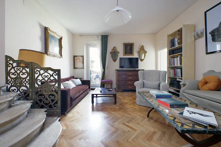 On The Steps gallery image 2