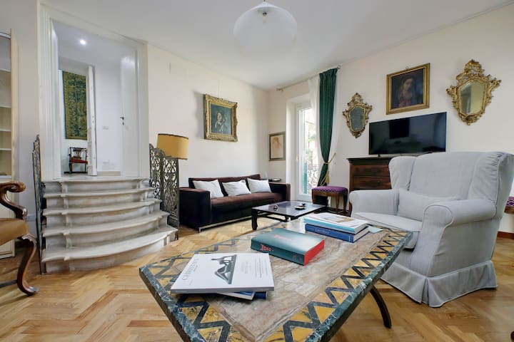 On The Steps gallery image 5