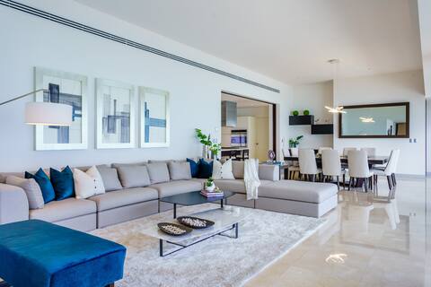 Condo Naima
