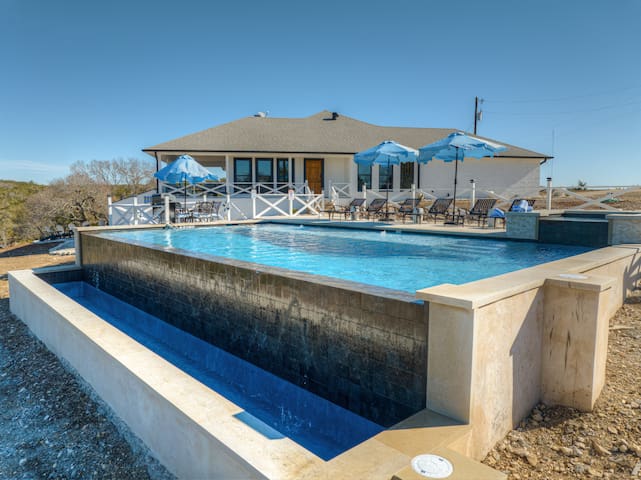 Cozi Vacation managed Airbnb listing 1