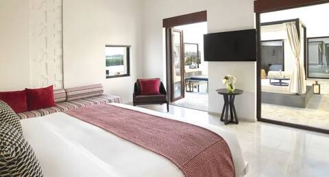 Self-Care Retreat! 2BR Gardenview Villa with Pool!