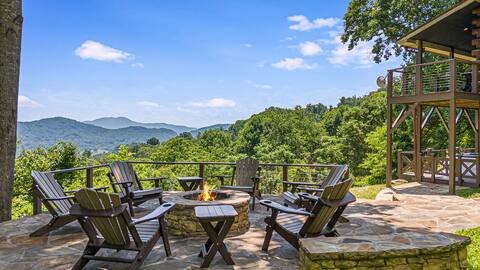 Daze Off by CM | Relaxing Hot Tub &Recreation Room