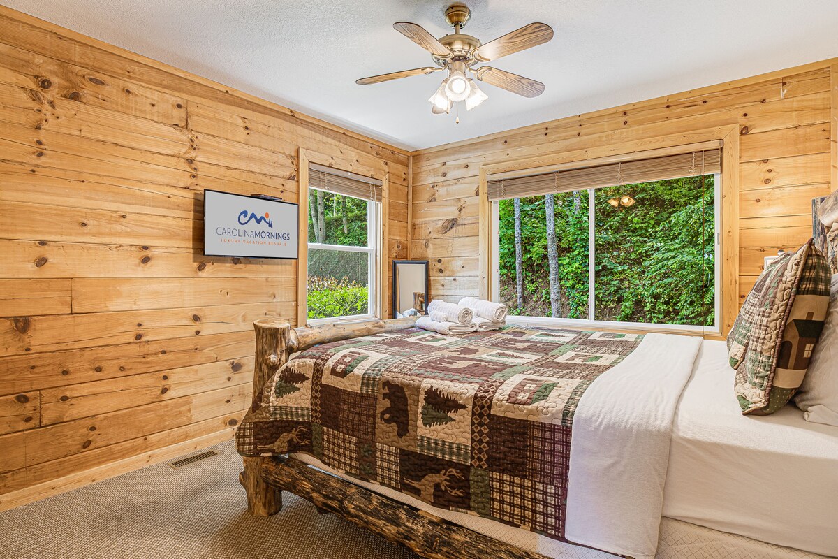 Главно ниво - трета спална соба - брачен кревет (широк 150-179 см) и телевизор