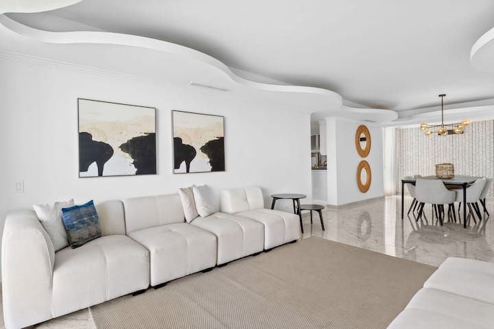 Modern Ocean Front Apt @Esj - San Juan, Puerto Rico