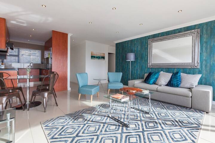 Hillside Heights 503 by CTHA gallery image 3