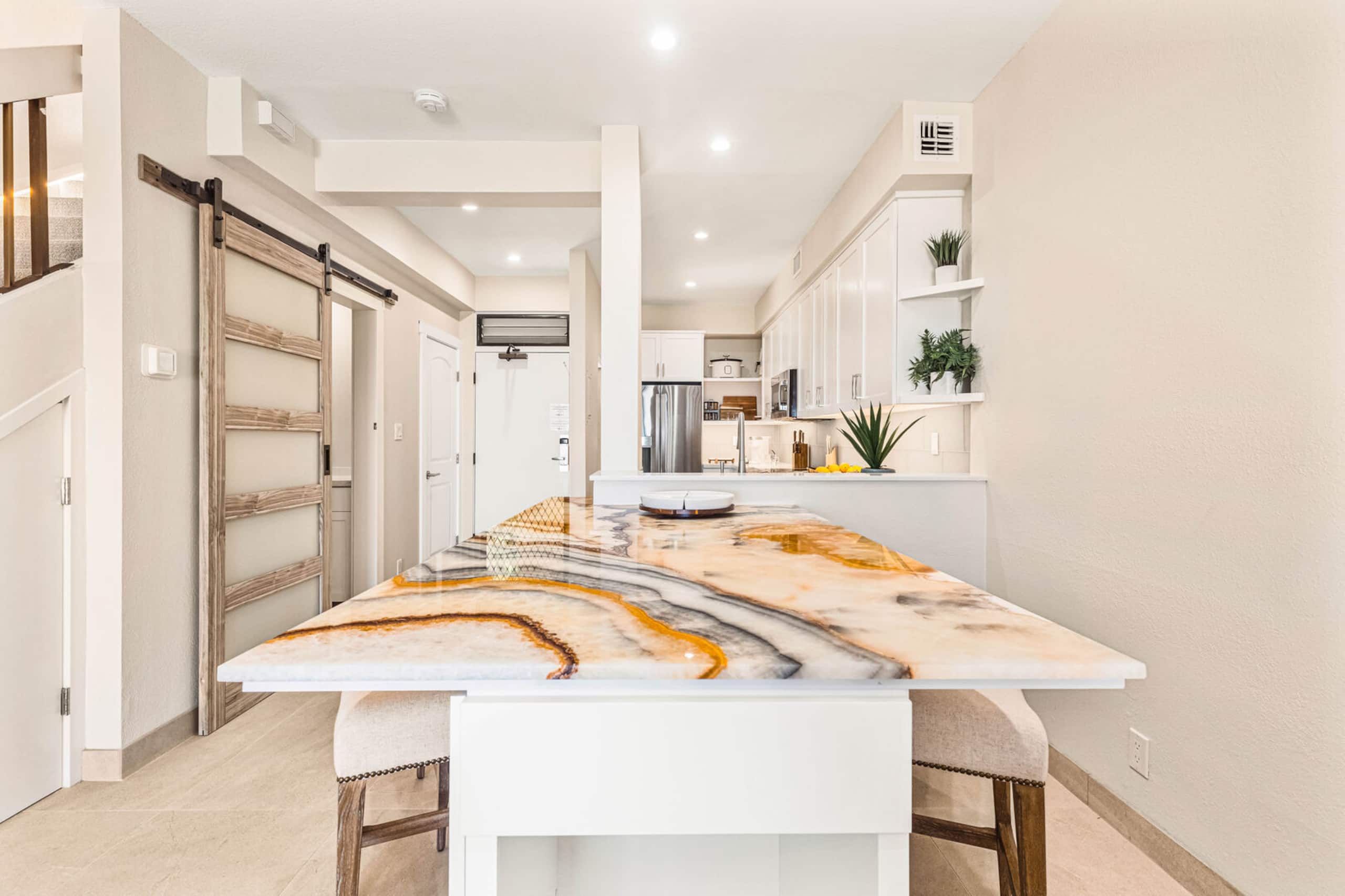 Condo in Lahaina · ★4.58 · 1 bedroom · 2 beds · 1.5 private baths - Image 10