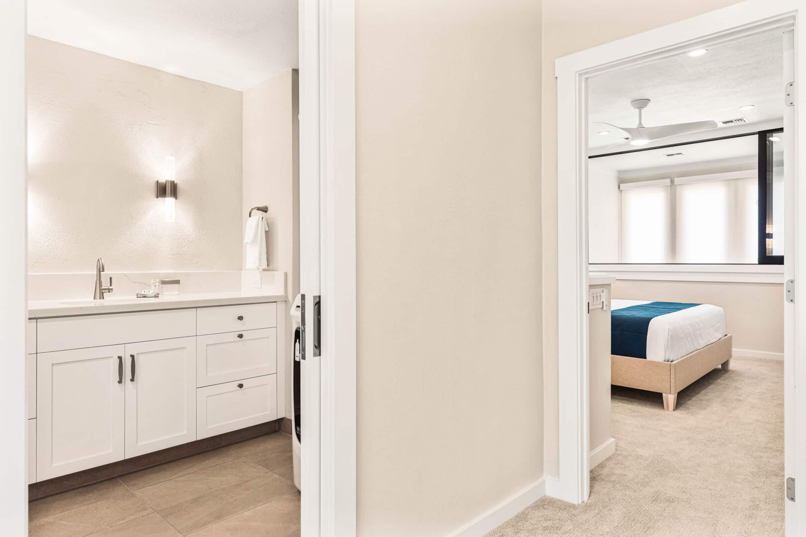 Condo in Lahaina · ★4.58 · 1 bedroom · 2 beds · 1.5 private baths - Image 18